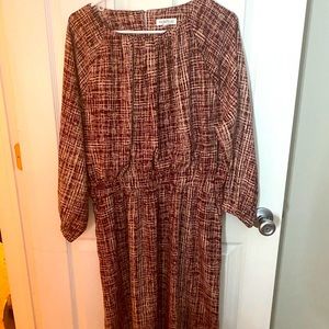 NWOT - classy work dress in burgundy and white